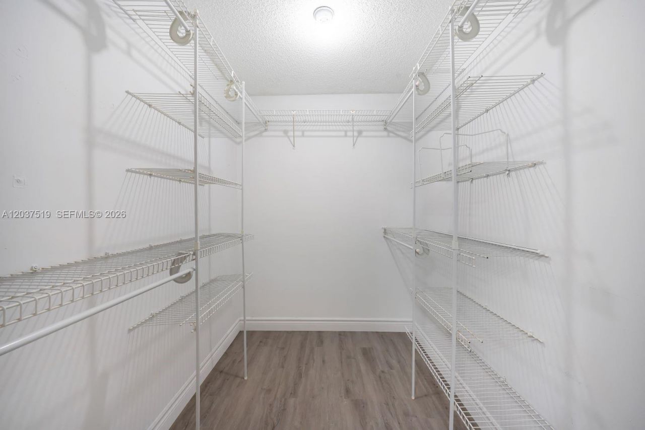 301 N Pine Island Rd, Unit 165, Plantation, FL 33324 Photo