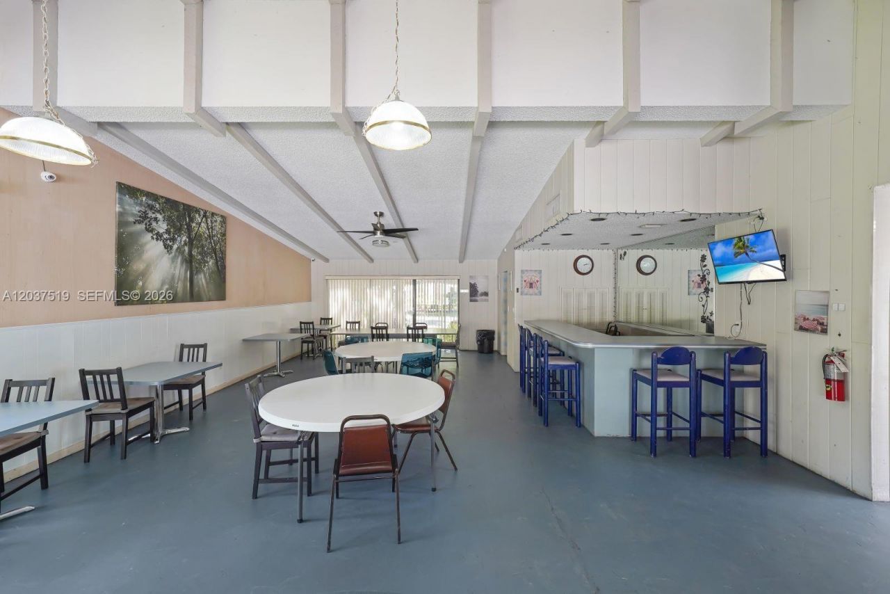 301 N Pine Island Rd, Unit 165, Plantation, FL 33324 Photo