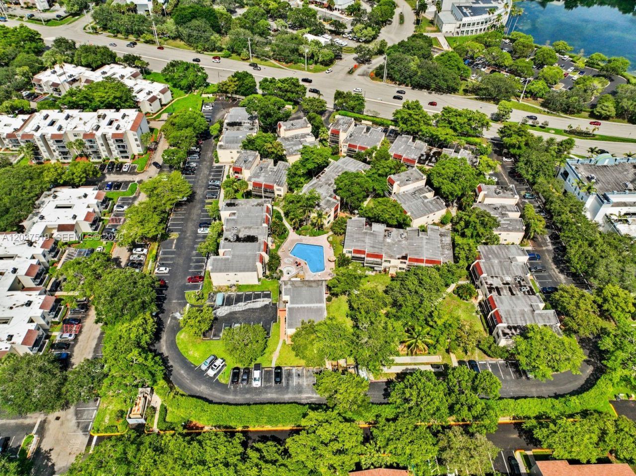 301 N Pine Island Rd, Unit 165, Plantation, FL 33324 Photo