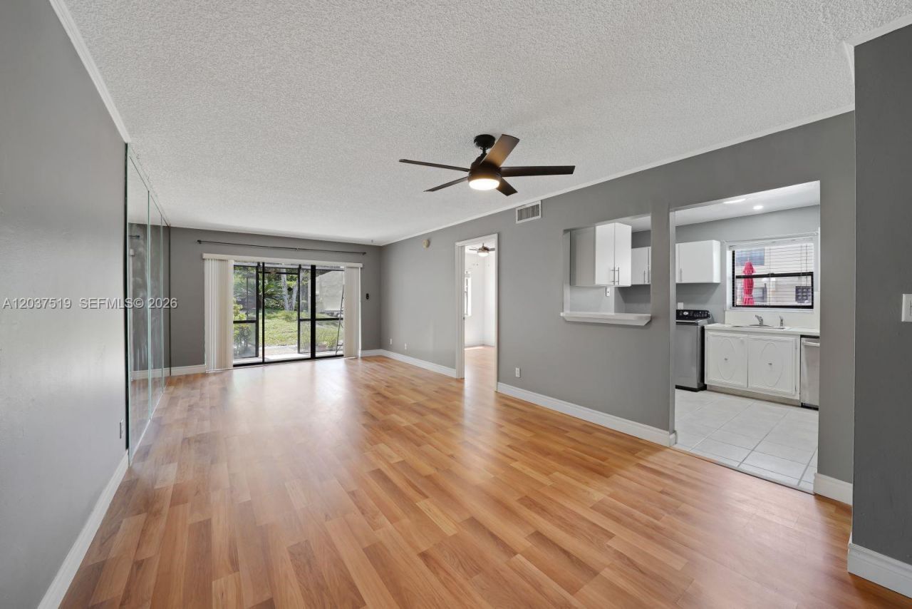 301 N Pine Island Rd, Unit 165, Plantation, FL 33324 Photo