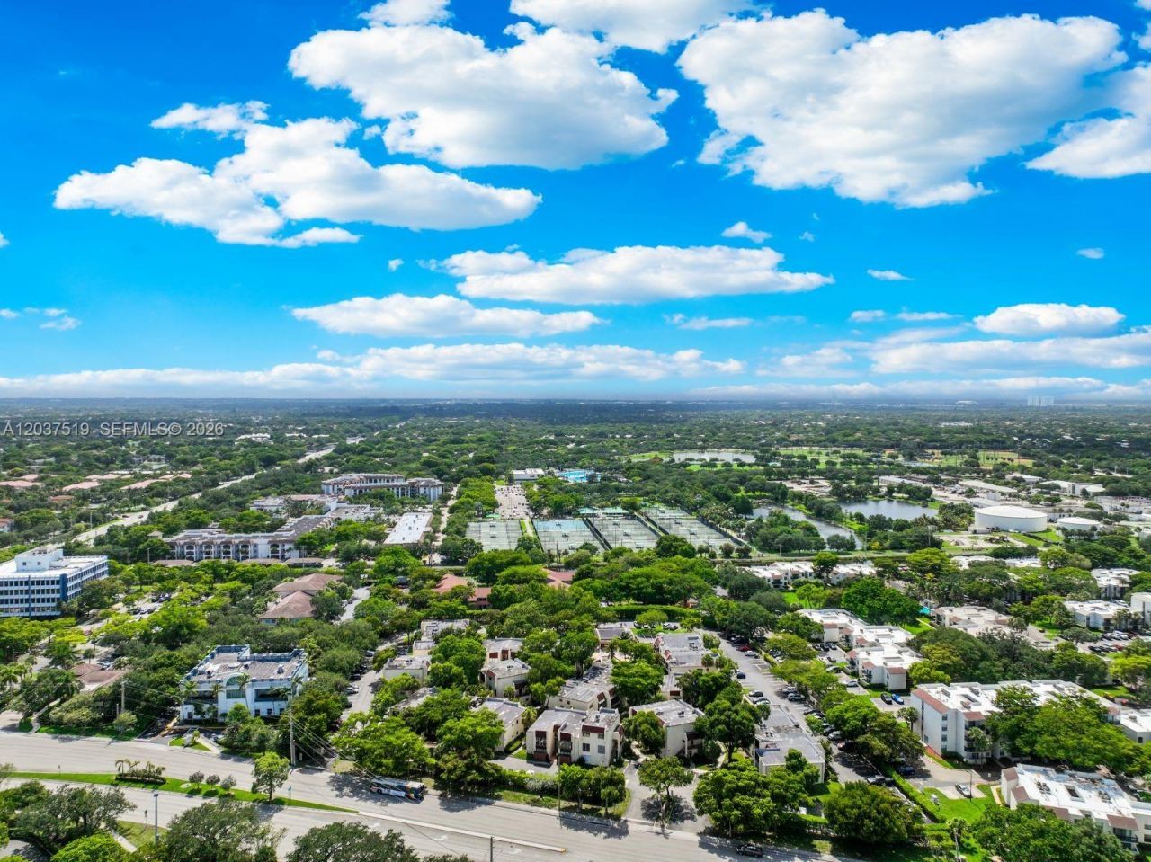 301 N Pine Island Rd, Unit 165, Plantation, FL 33324 Photo