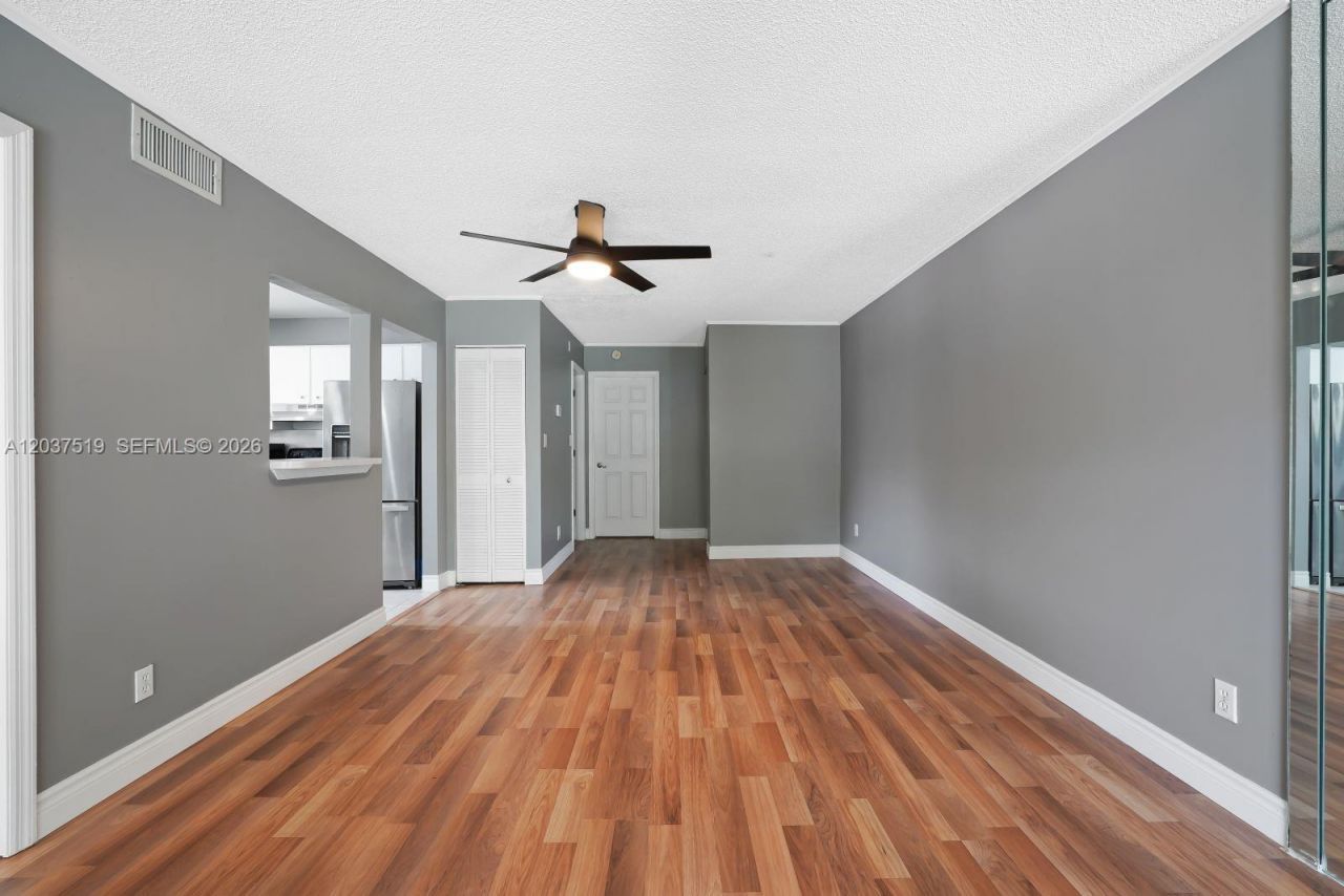 301 N Pine Island Rd, Unit 165, Plantation, FL 33324 Photo