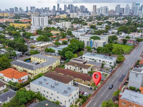 1345 SW 7th ST , Miami, FL 33135