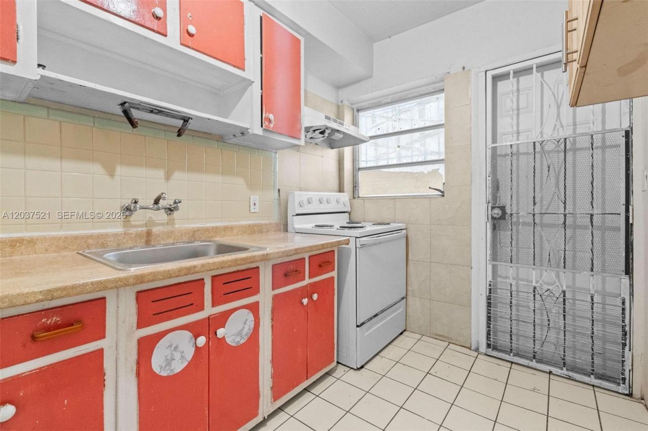 1345 SW 7th St , Miami, FL 33135 Photo