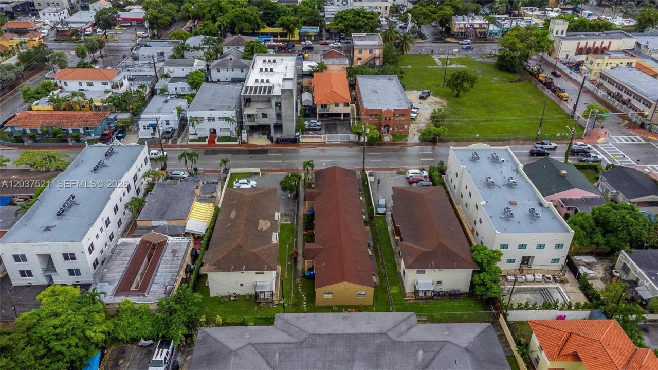1345 SW 7th St , Miami, FL 33135 Photo