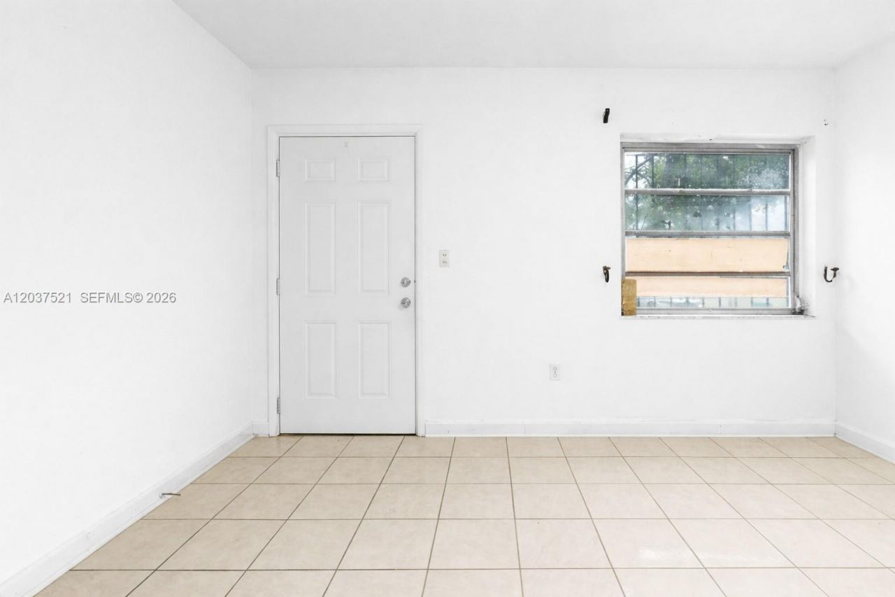 1345 SW 7th St , Miami, FL 33135 Photo