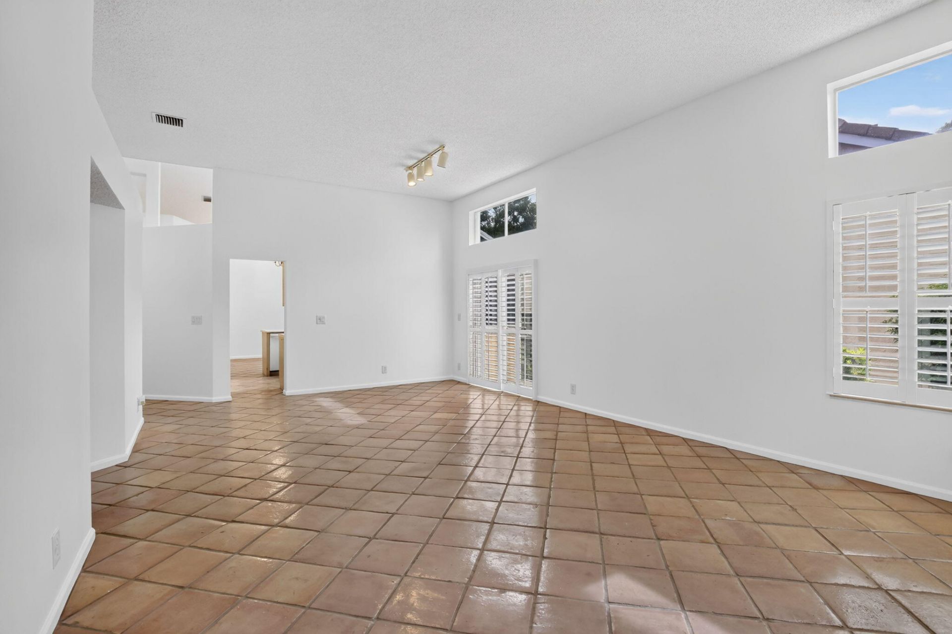 10124 NW 4th Street, Plantation, FL 33324 Photo