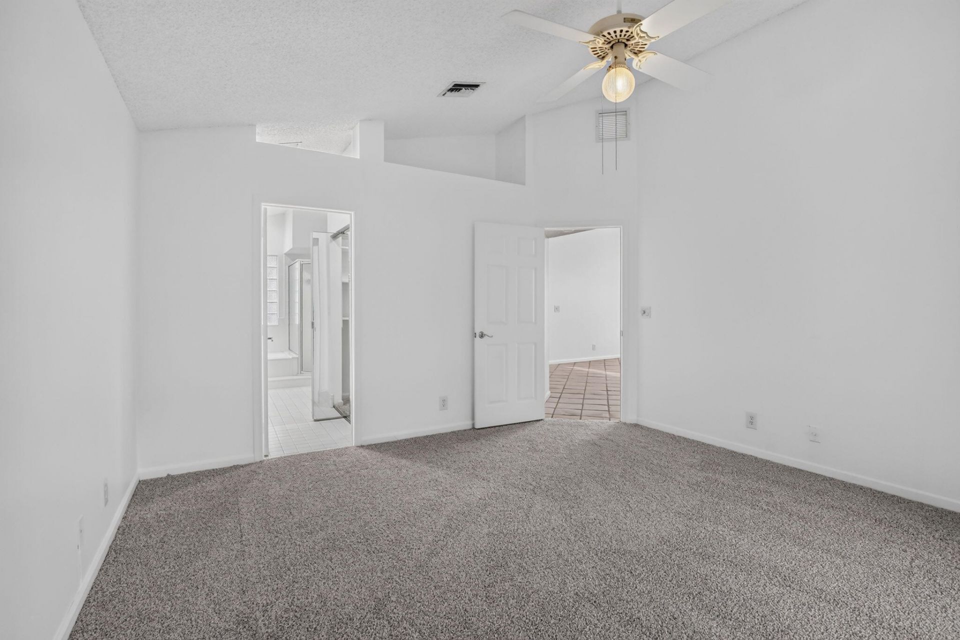 10124 NW 4th Street, Plantation, FL 33324 Photo