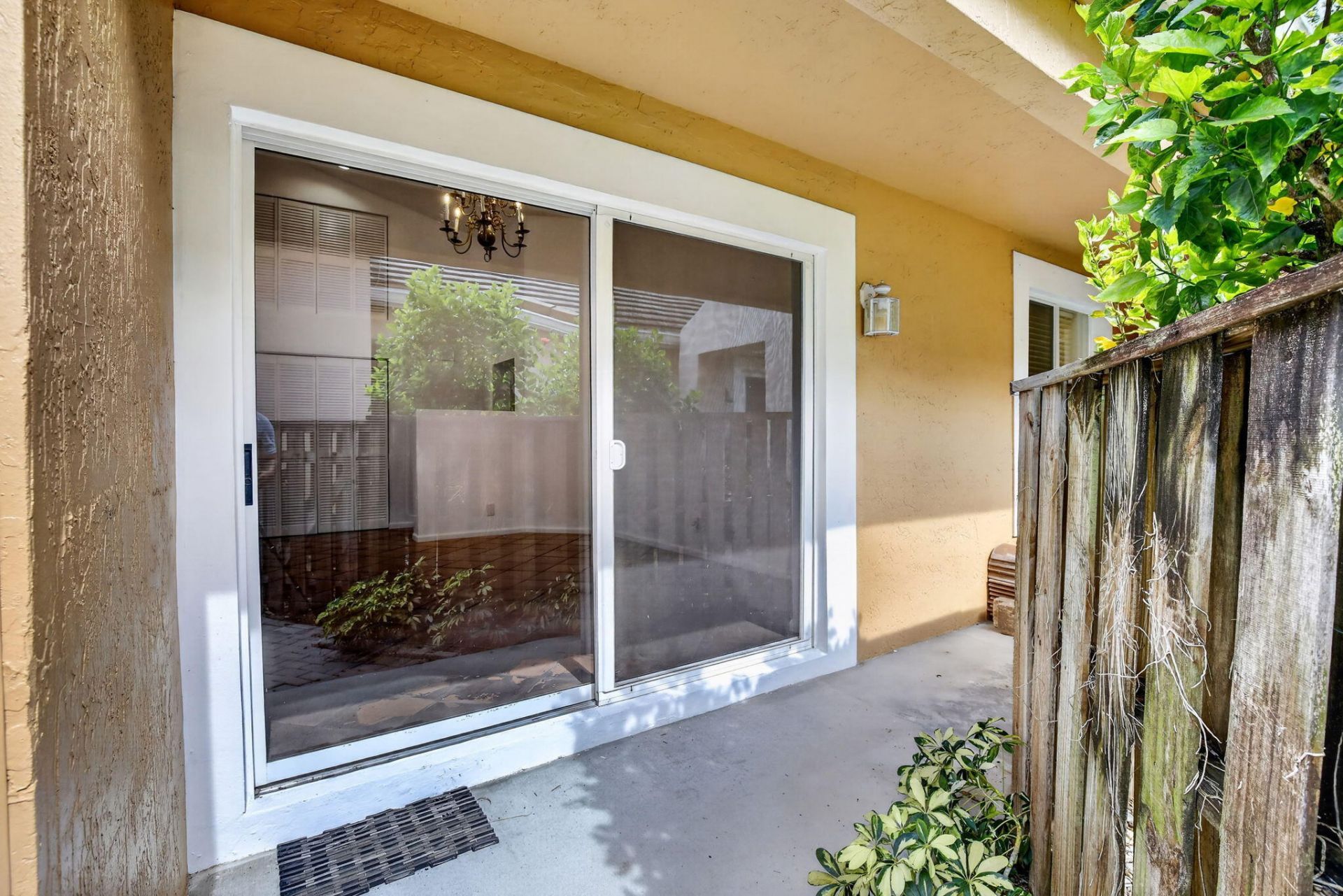 10124 NW 4th Street, Plantation, FL 33324 Photo