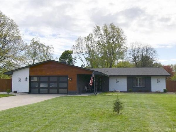 8910 Springrun Lane, Washington TWP, OH 45458