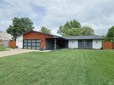 8910 Springrun Lane, Washington TWP, OH 45458