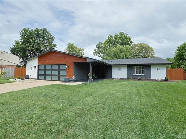 8910 Springrun Lane, Washington TWP, OH 45458