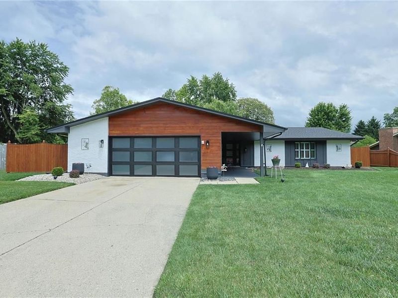 8910 Springrun Lane, Washington Township, OH 45458 Photo 2