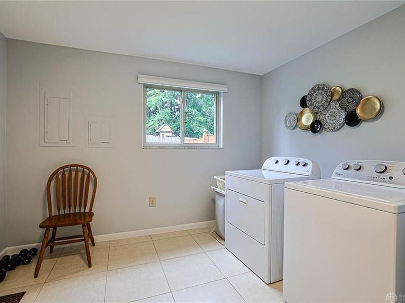 8910 Springrun Lane, Washington Township, OH 45458 Photo 37