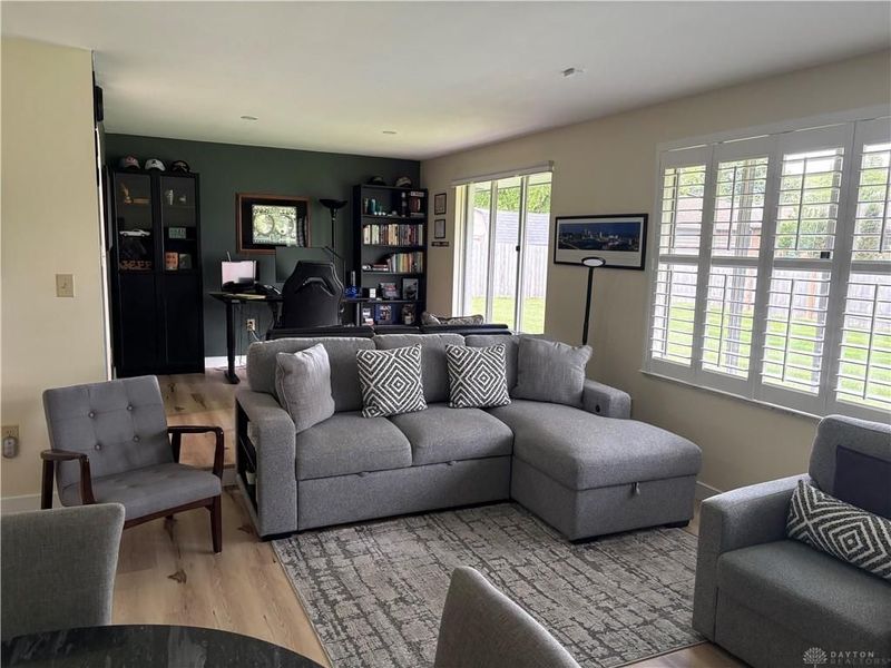 8910 Springrun Lane, Washington Township, OH 45458 Photo 8