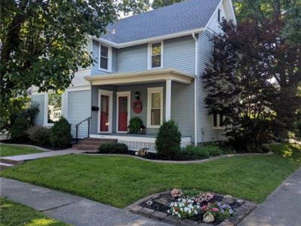 404 La Due Place, Greenville, IL 62246