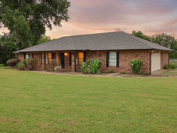 2346 County Road 319 , Terrell, TX 75161