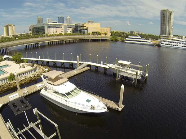 TAMPA, FL 33602