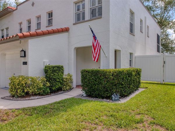 5606 SAMTER COURT , TAMPA, FL 33611