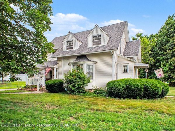 903 N Chipman Street, Owosso, MI 48867