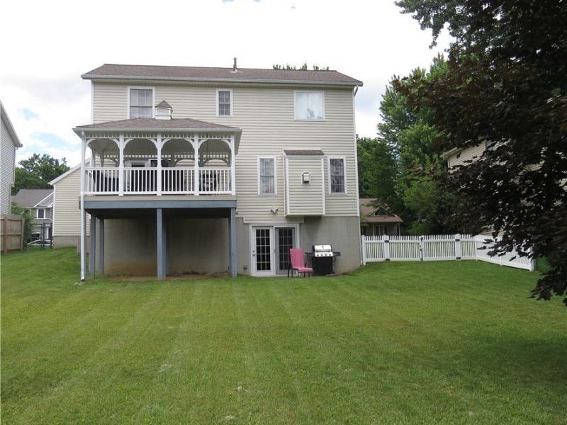1934 Cherrywood Lane, Akron, OH 44312 Photo 2