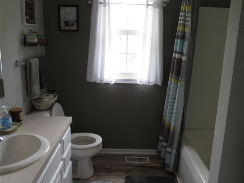 1934 Cherrywood Lane, Akron, OH 44312 Photo 25