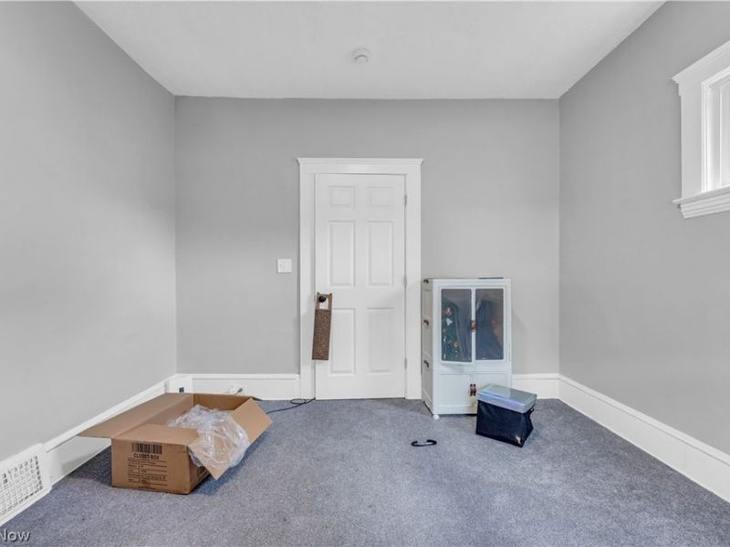 7408 Dudley Avenue , Cleveland, OH 44102 Photo 17