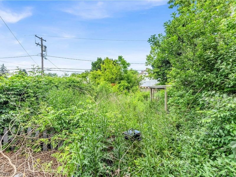 7408 Dudley Avenue , Cleveland, OH 44102 Photo 33
