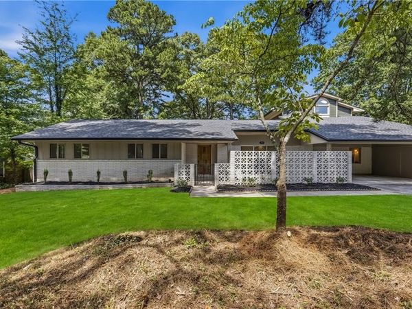 2996 Stonegate Trail, Atlanta, GA 30340