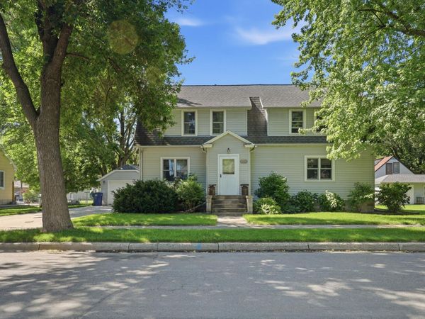 424 E 11th Street, Gibbon, MN 55335