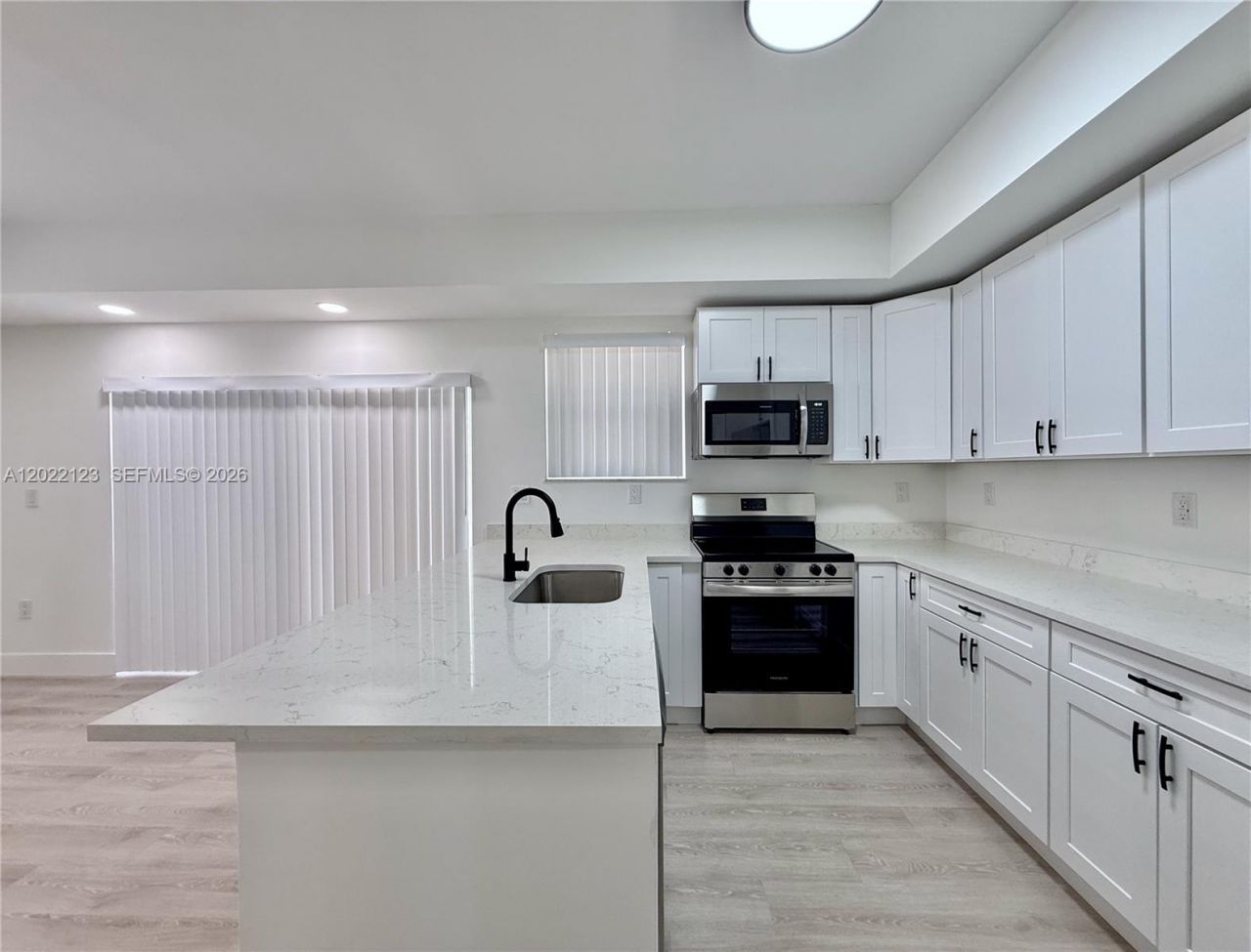 5230 NW 109th Ave , Unit 7, Doral, FL 33178 Photo