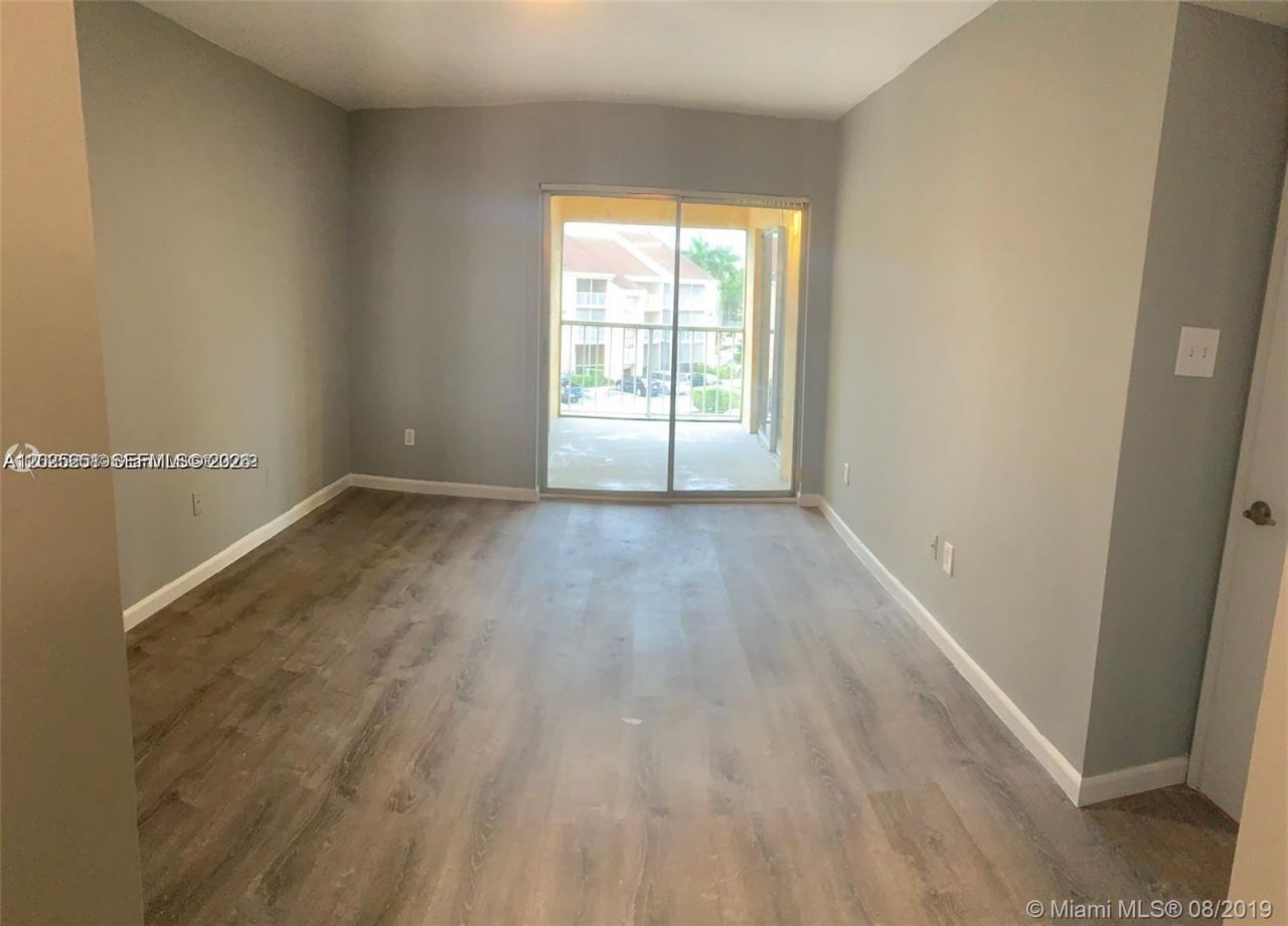 15285 SW 107th Ln , Unit 206, Miami, FL 33196 Photo