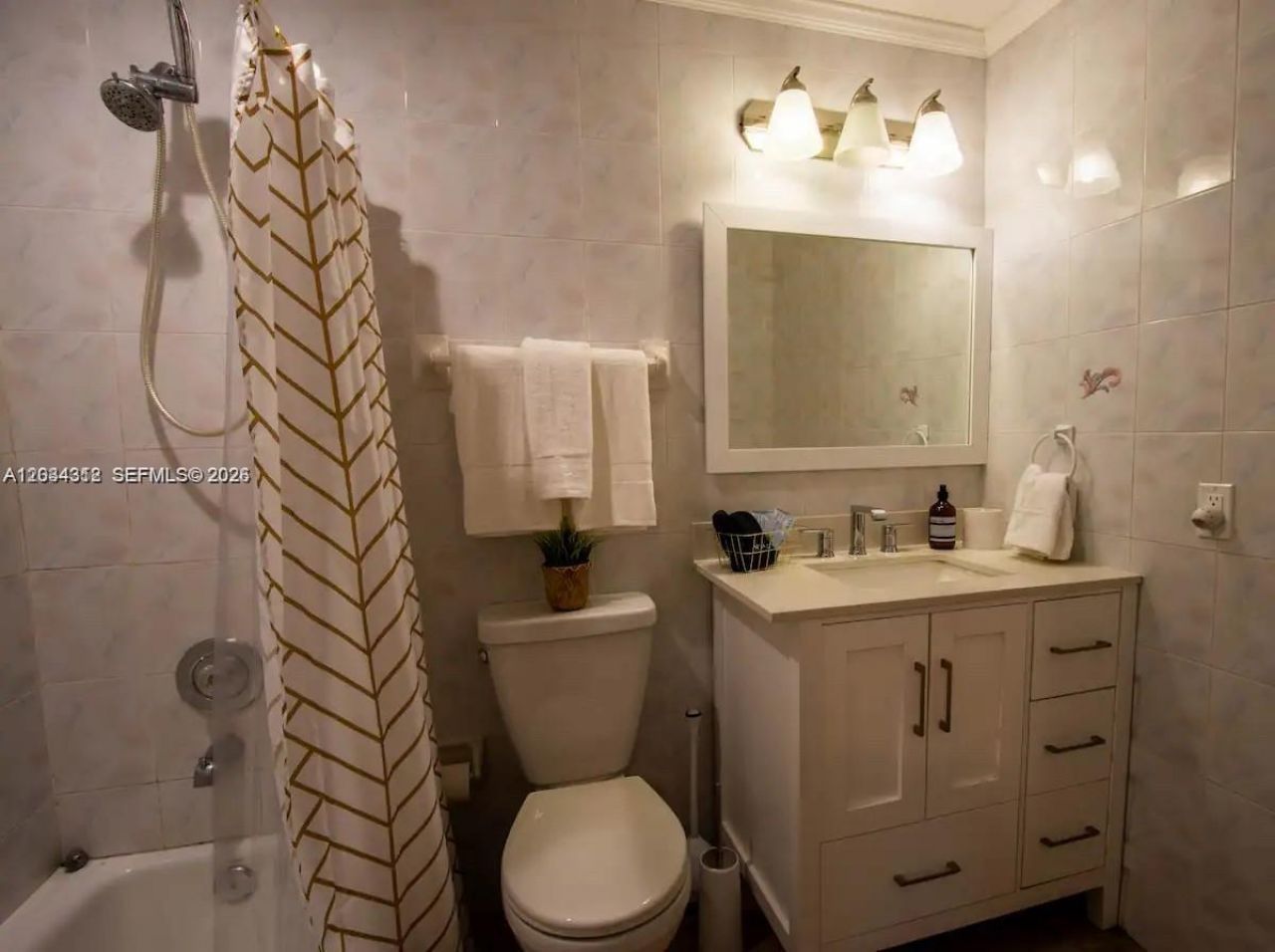 5911 SW 5th Ter , Unit B, Miami, FL 33144 Photo