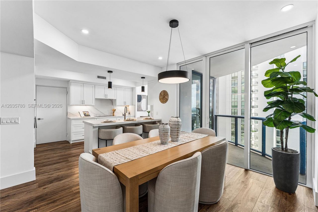 333 Las Olas Way, Unit 3503, Fort Lauderdale, FL 33301 Photo