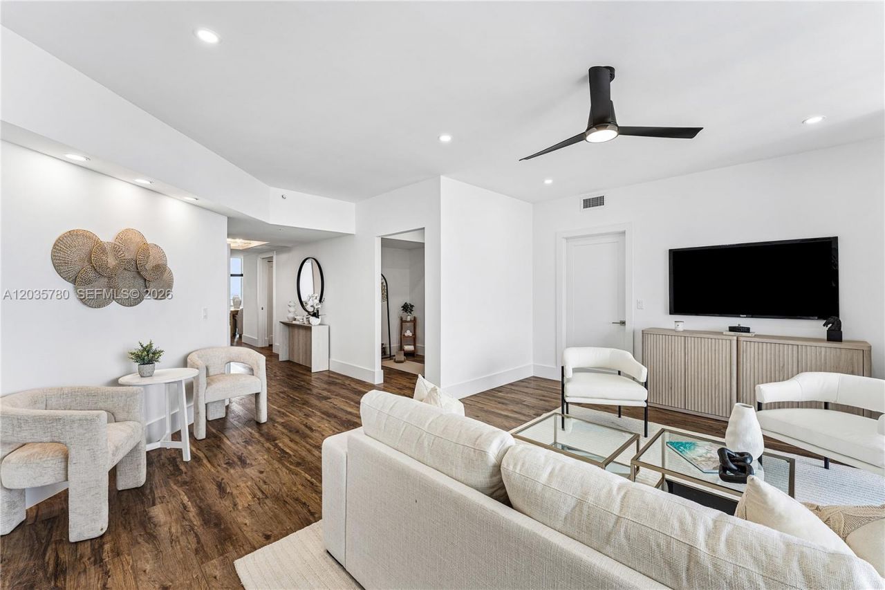 333 Las Olas Way, Unit 3503, Fort Lauderdale, FL 33301 Photo