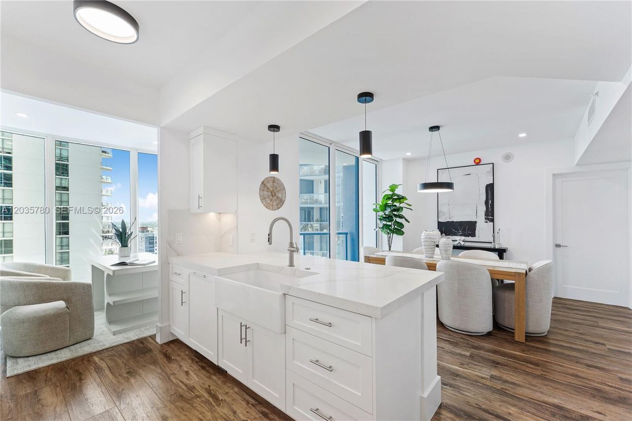 333 Las Olas Way, Unit 3503, Fort Lauderdale, FL 33301 Photo