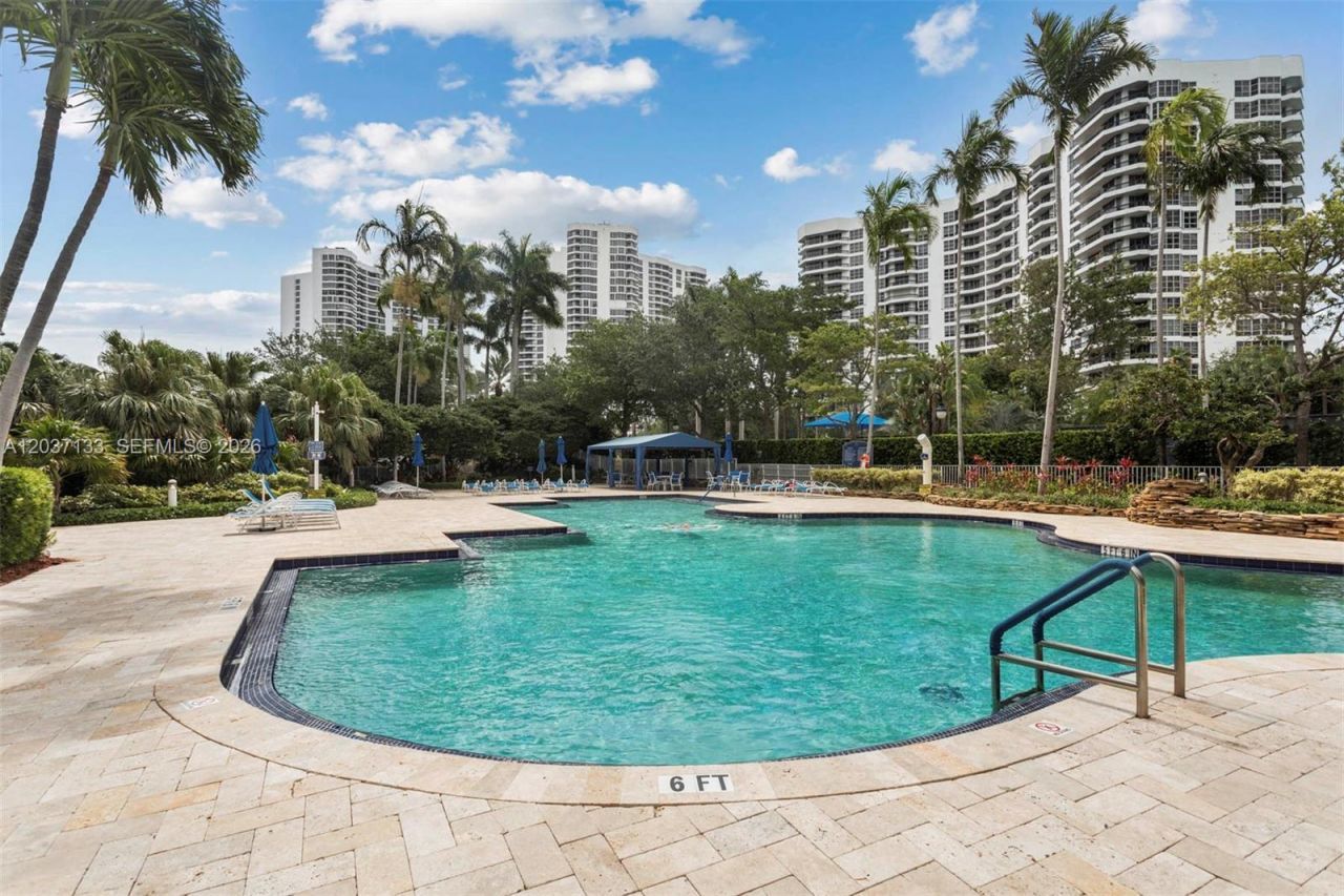 3500 Mystic Pointe Dr, Unit 3307, Aventura, FL 33180 Photo
