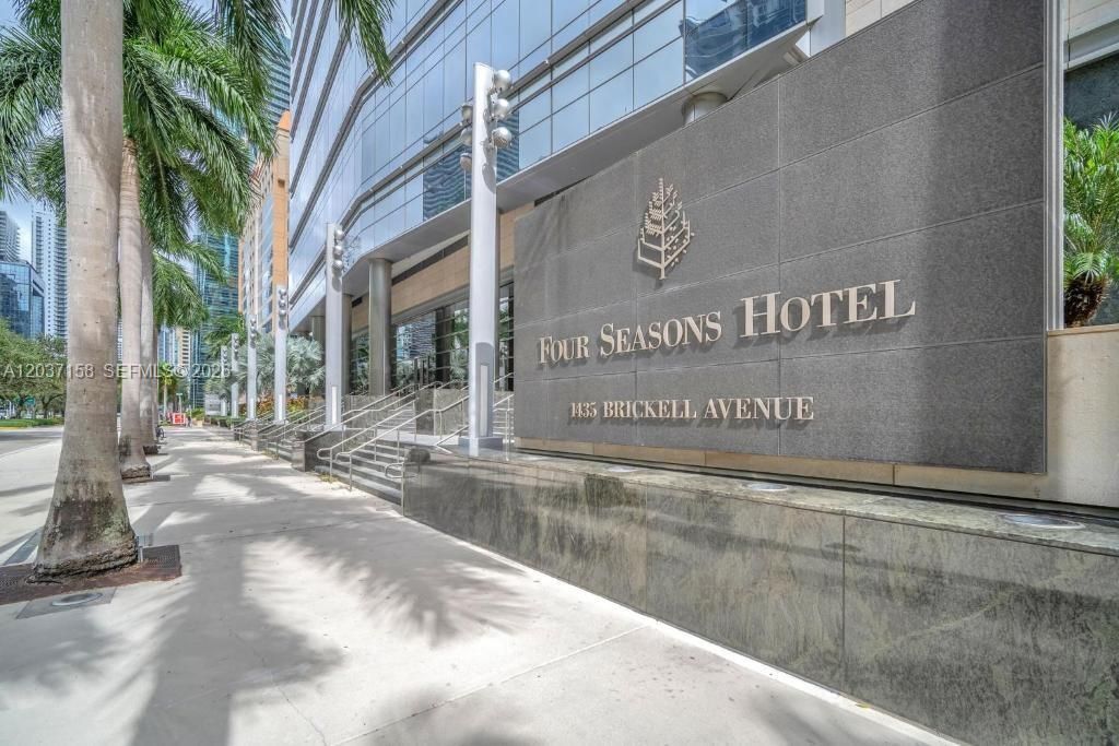1435 Brickell Ave , Unit 3412, Miami, FL 33131 Photo