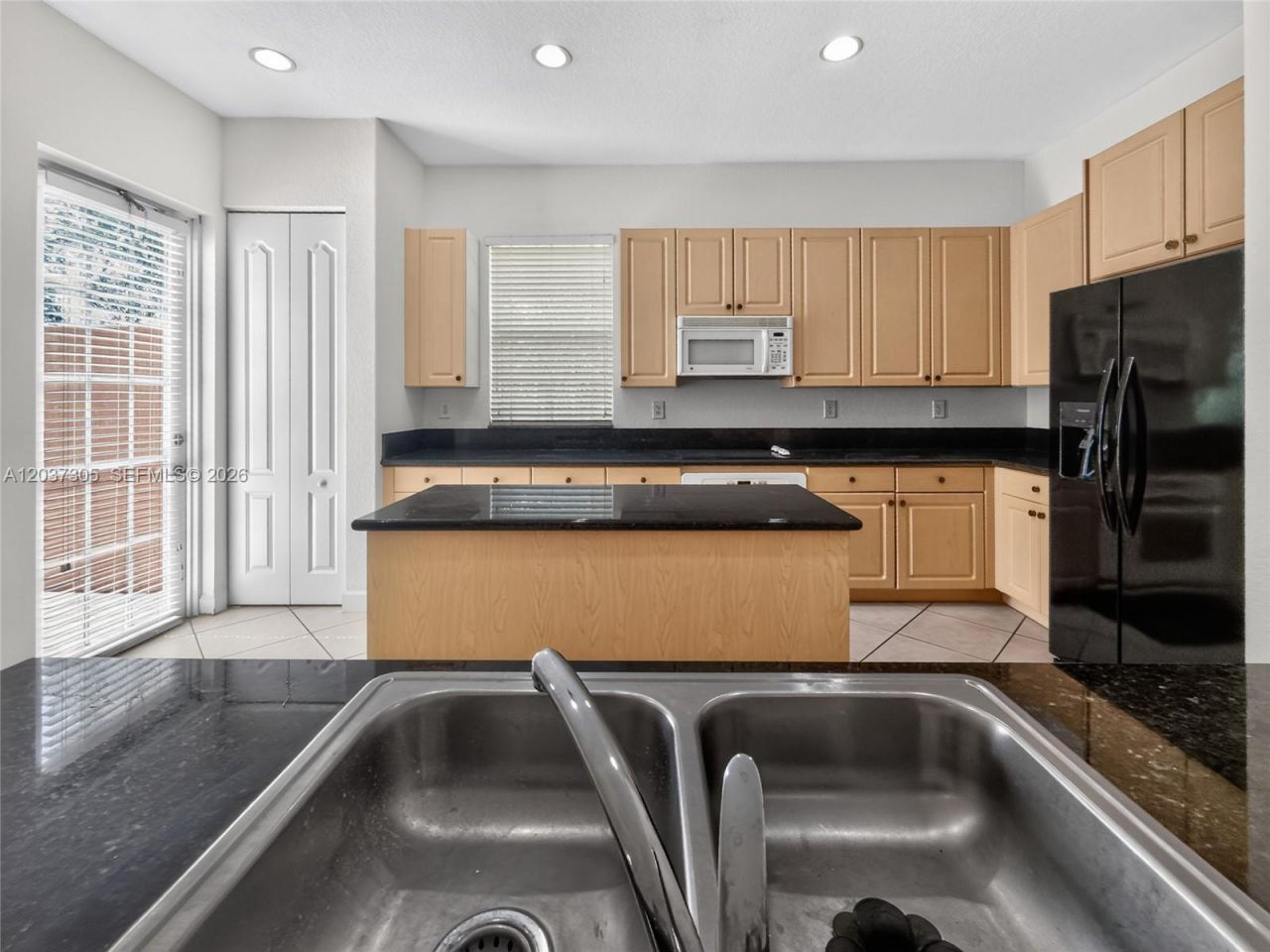 625 SW 146th Ter, Unit 901, Pembroke Pines, FL 33027 Photo