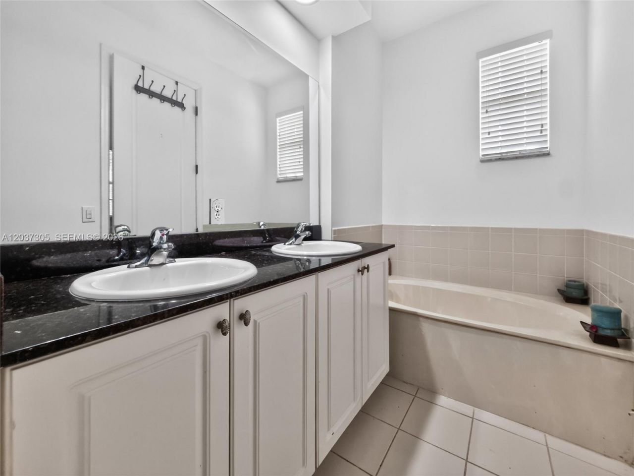 625 SW 146th Ter, Unit 901, Pembroke Pines, FL 33027 Photo