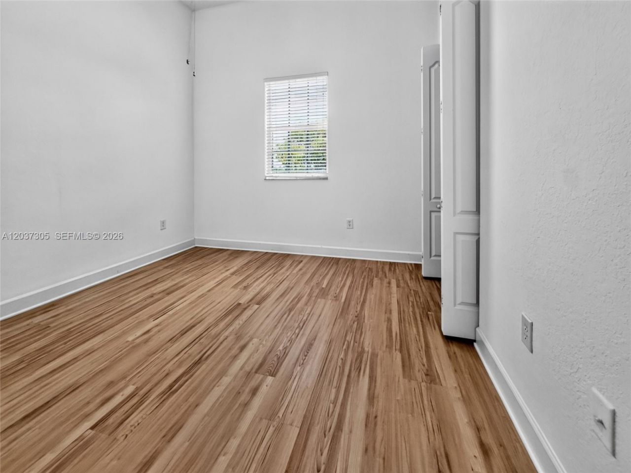 625 SW 146th Ter, Unit 901, Pembroke Pines, FL 33027 Photo