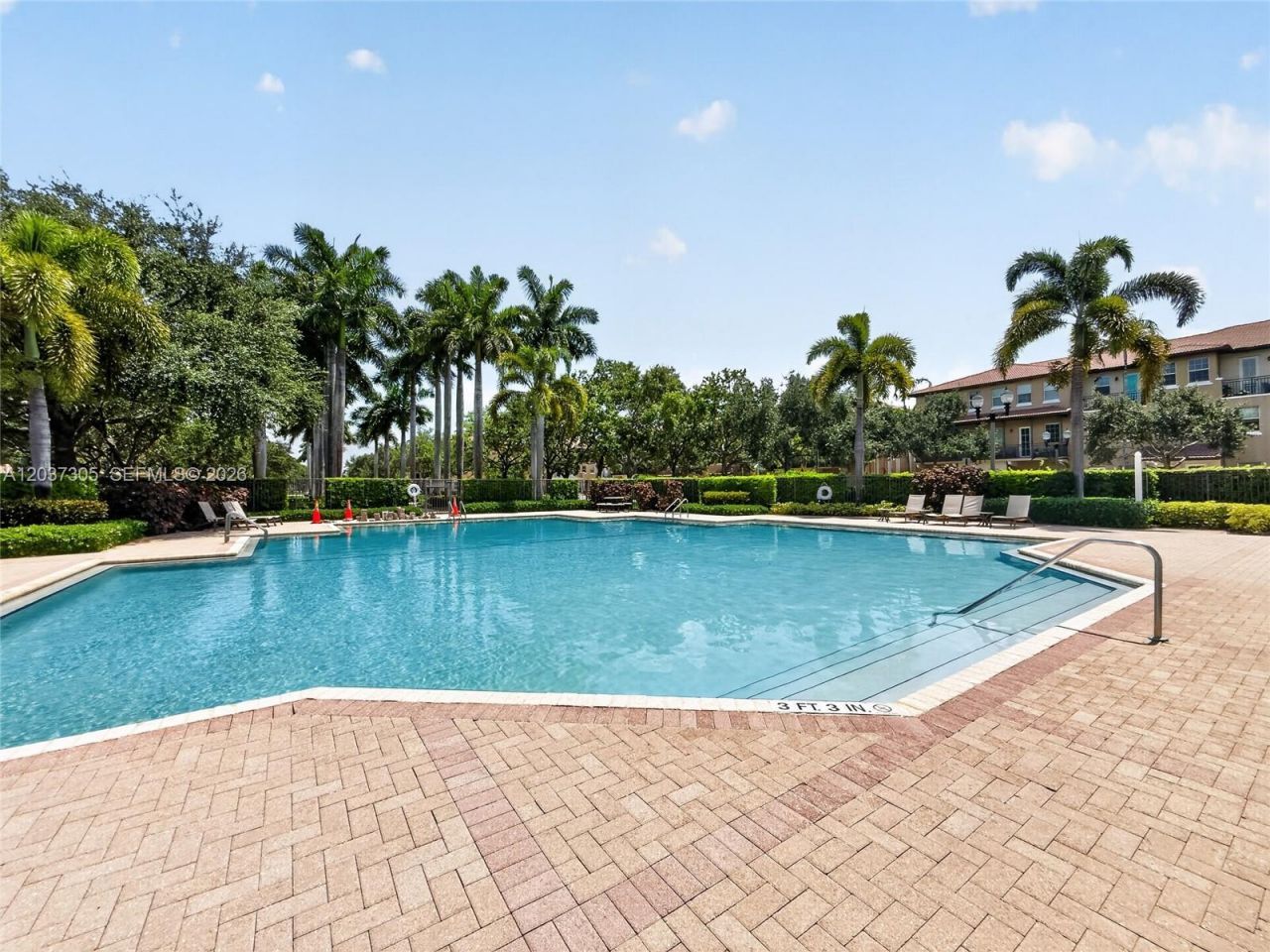 625 SW 146th Ter, Unit 901, Pembroke Pines, FL 33027 Photo