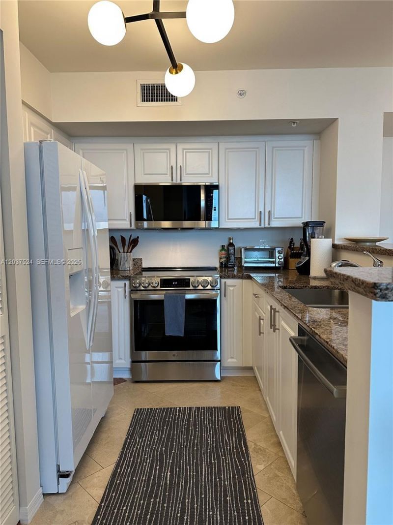 90 Alton Rd , Unit 2809, Miami Beach, FL 33139 Photo