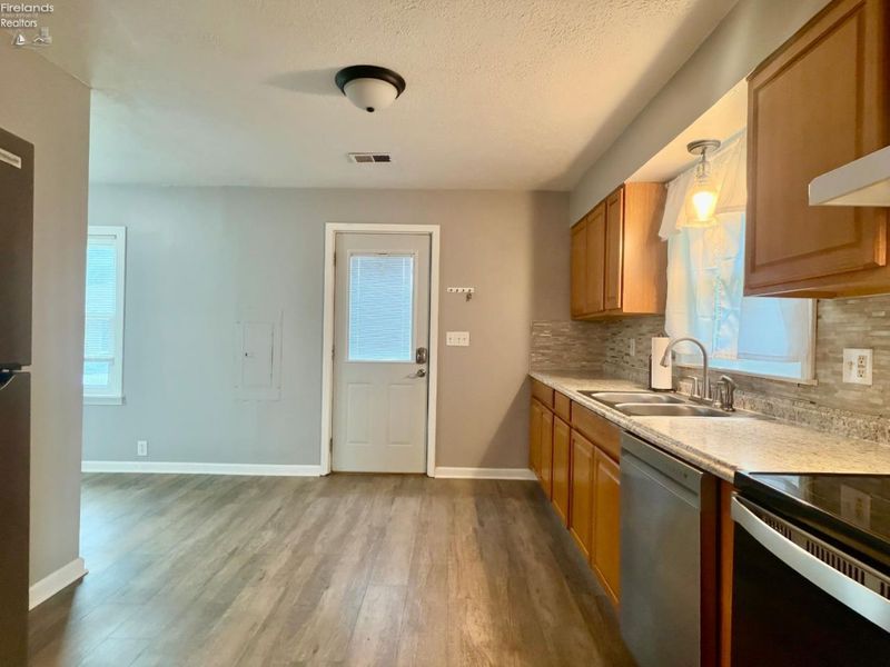 167 Walnut St., Bellevue, OH 44811 Photo 3