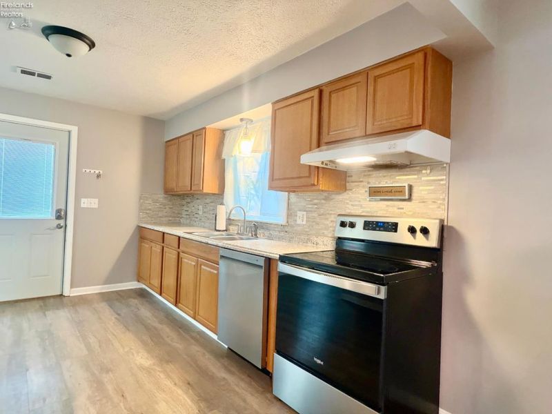 167 Walnut St., Bellevue, OH 44811 Photo 4