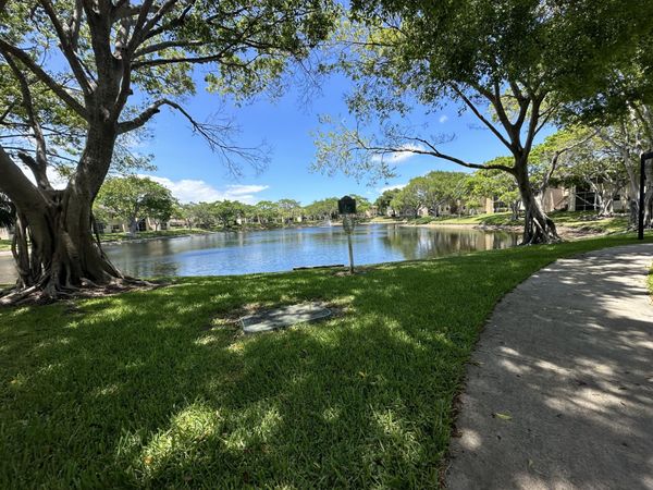 641 Cypress Lake Boulevard, Unit P, Deerfield Beach, FL 33064