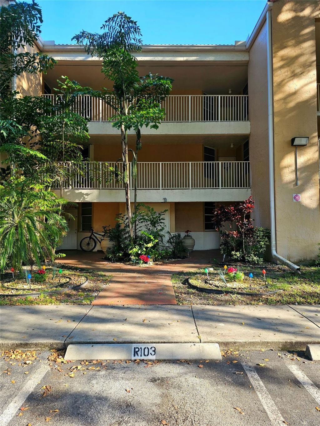 8294 NW 24th Street, Unit 8294, Coral Springs, FL 33065 Main Photo
