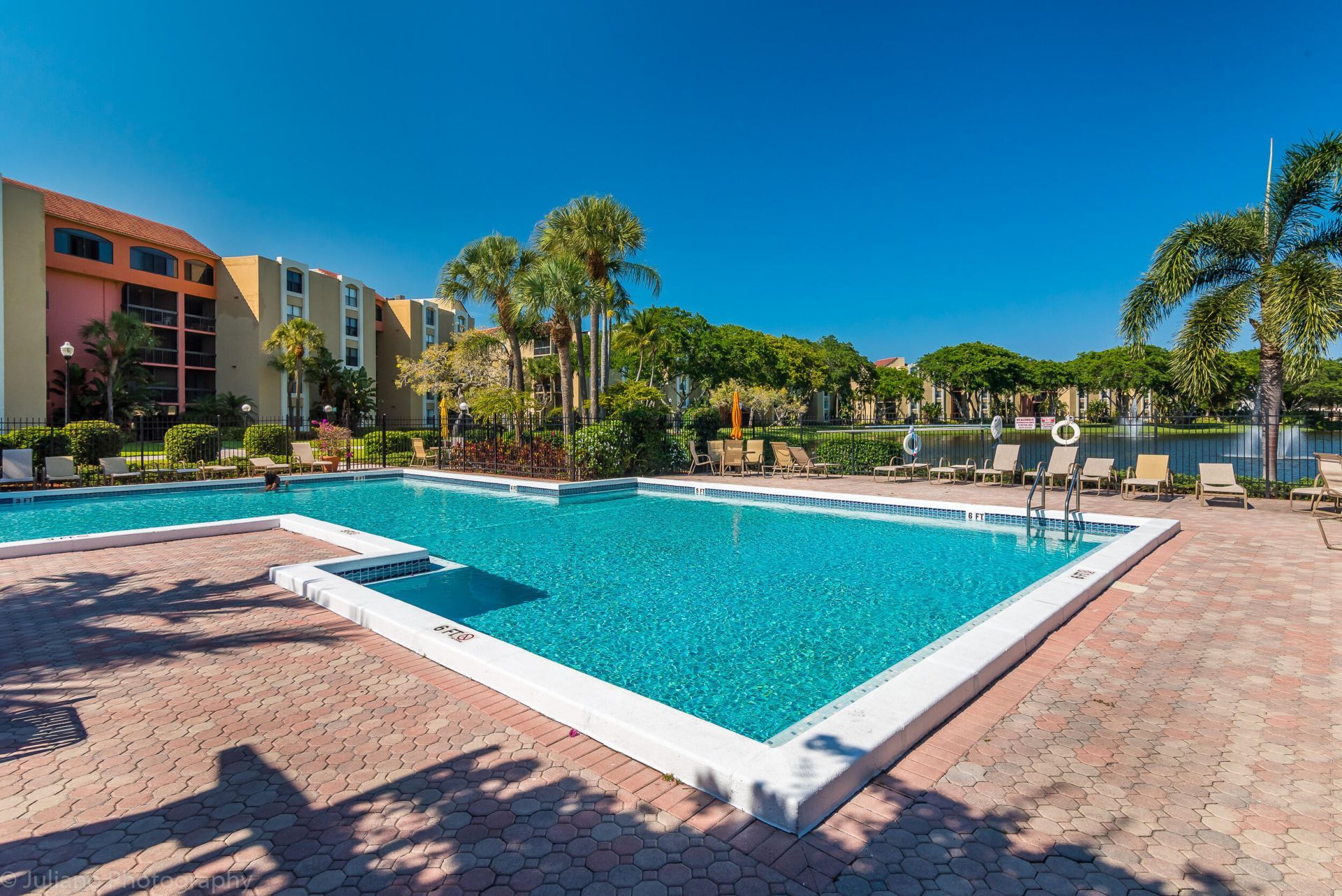 1915 Lavers Circle, Unit E309, Delray Beach, FL 33444 Photo
