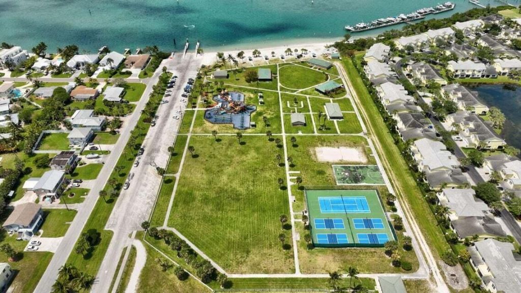 1181 Carlton Court, Unit 106, Fort Pierce, FL 34949 Photo