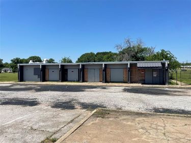 5312 Rosedale Street , Fort Worth, TX 76105